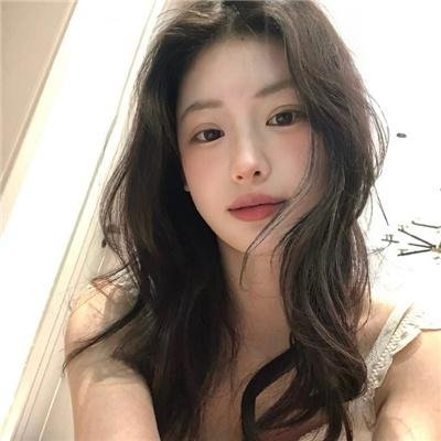 孤舟载梦渡星河